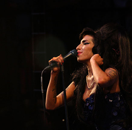 British singer Amy Winehouse peforms at the Glastonbury Music Festival