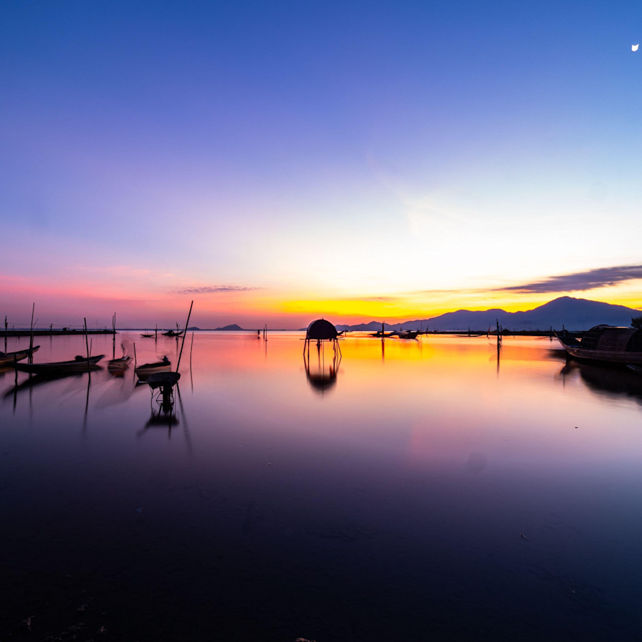 Sonnenaufgang an der Lagune Lap An, Lang Co, Thua Thien Hue
