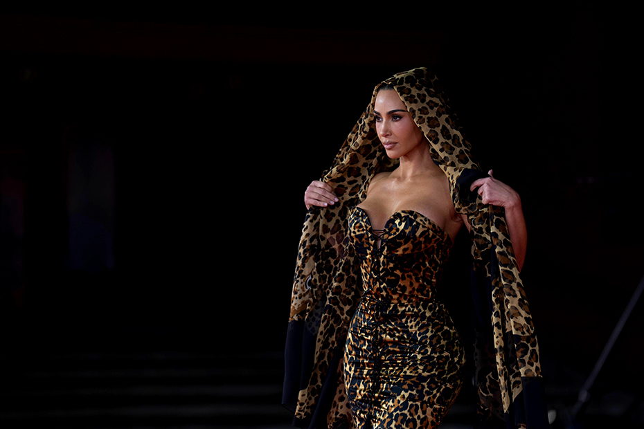 Kim Kardashian attends at red carpet for the movie "All's Fair" in 21° Rome Film Festival.