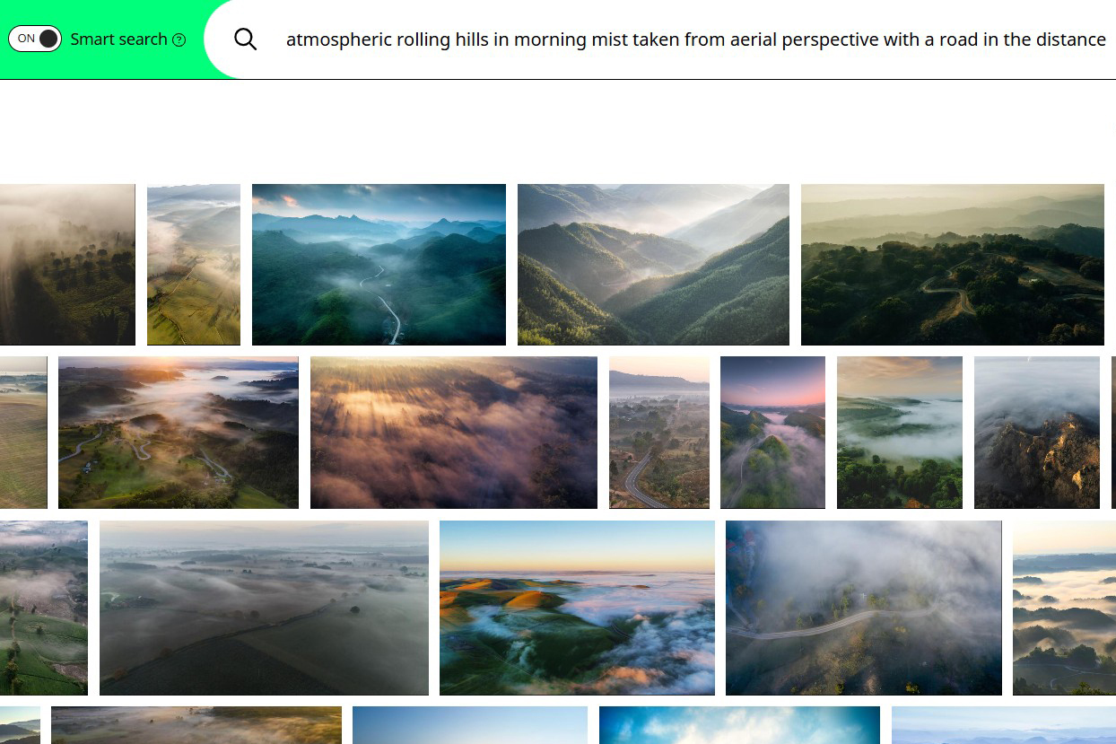 17�Թ����� Smart Search results page displaying natural language photo search results for an aerial landscape scene with atmospheric styling