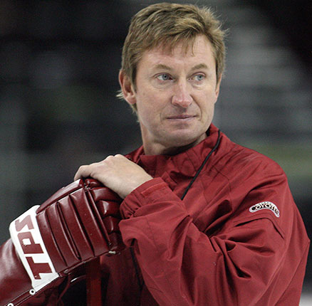 Sep 21, 2006; San Antonio, TX, USA; WAYNE GRETZKY watches his player run the ice at the AT& T Center during their practice session Thursday Sept. 21, 2006.