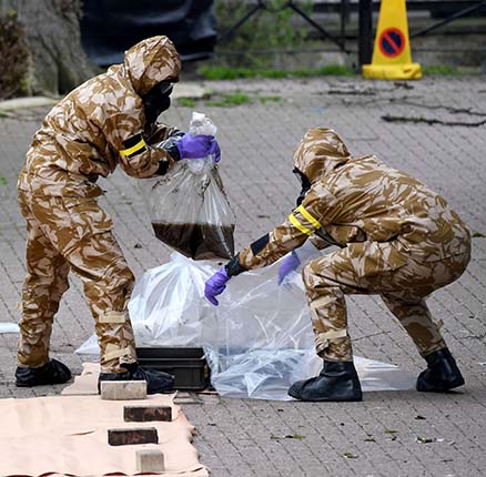 Salisbury, Wiltshire, UK. 24th Apr, 2018. Soldiers in breathing apparatus replacing the paving where Russian spy Sergei Skripal and his daughter collapsed after their nerve agent attack.